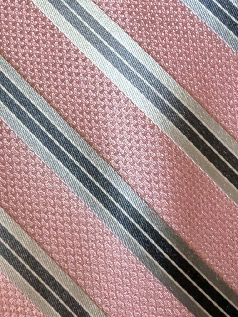 MICHAEL KORS TIE MEN'S 100% SILK PRINT STRIPED PATTERN ELEGANTLY TEXTURED FINISH